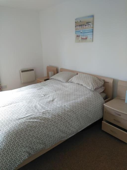 Cottage , Seaside Views, Quiet Beach, Awesome View Pendine Luaran gambar